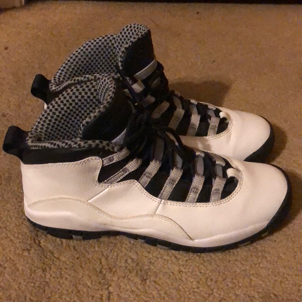 Jordan 10 Retro “Steel”